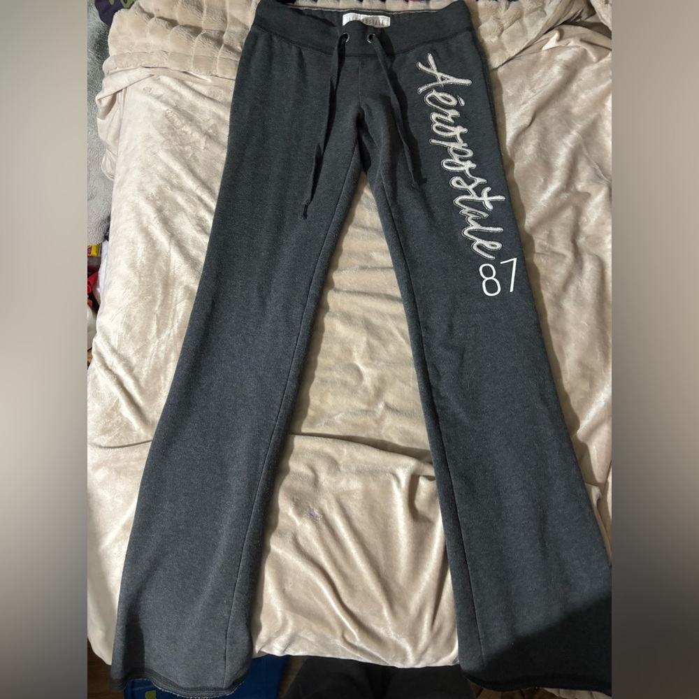 Aeropostale Sweatpants With Graphic Design
